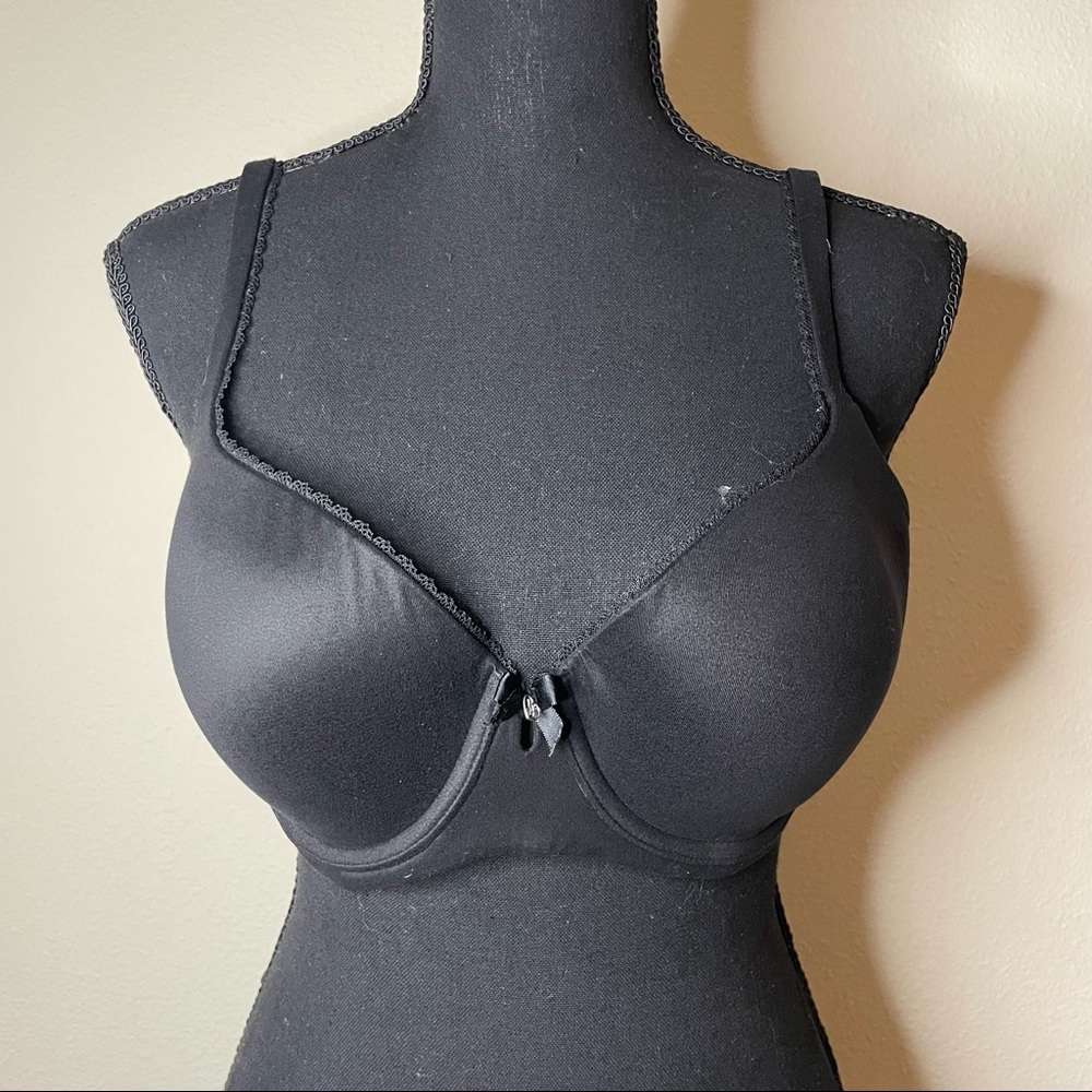 [Victoria’s Secret] Body By Victoria Lined Demi